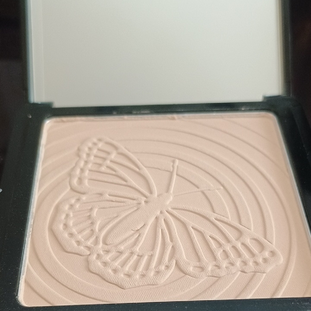 What U Beauty Wind Dancer Pressed Setting Powder